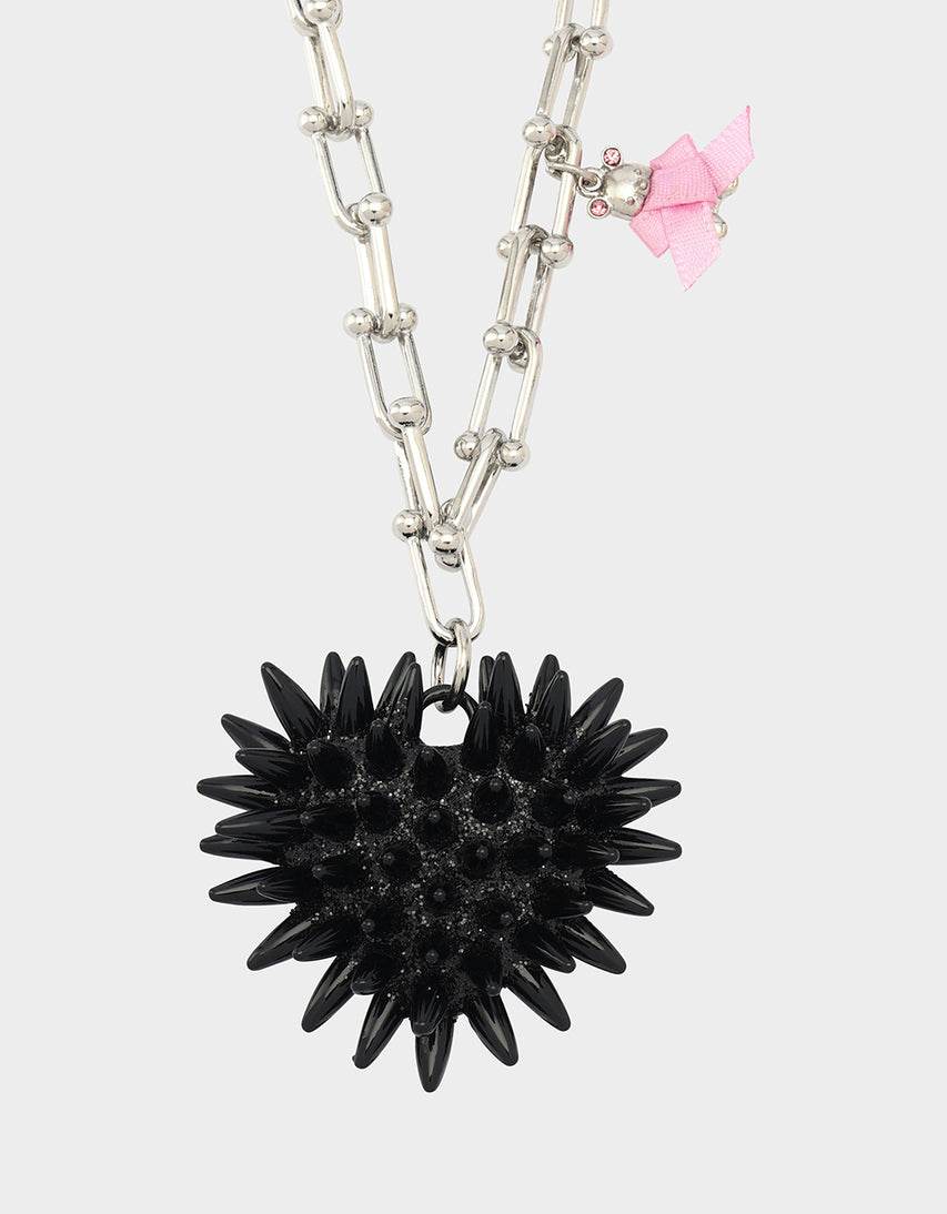 SPIKY HEART PENDANT NECKLACE BLACK