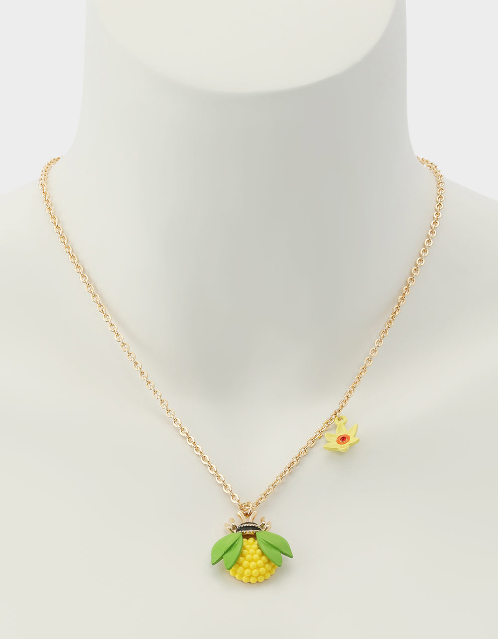 BEE FLOWER SHORT PENDANT NECKLACE YELLOW - JEWELRY - Betsey Johnson - view 5