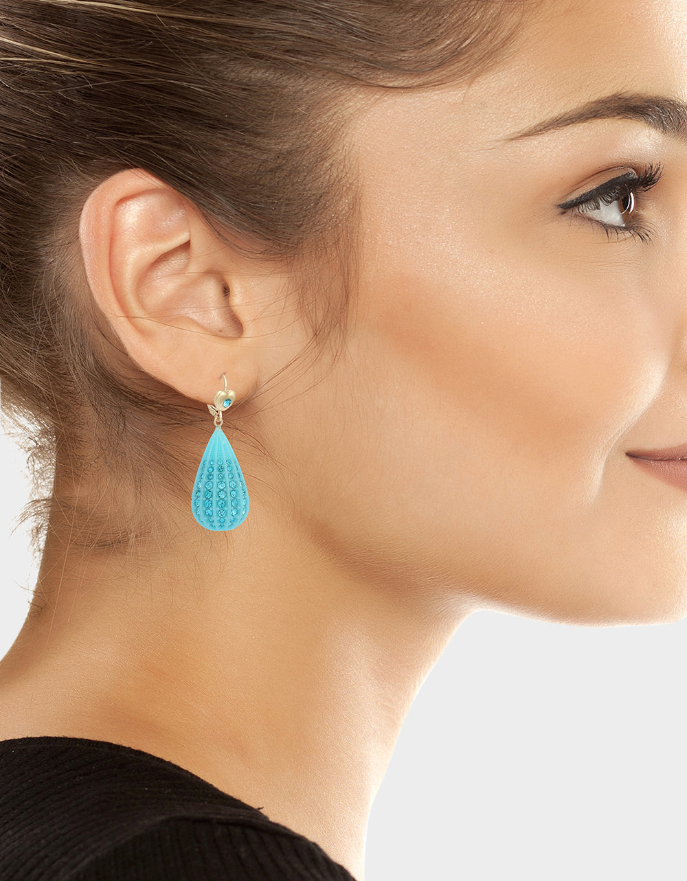 CRYSTAL TEAR LEVER EARRINGS BLUE