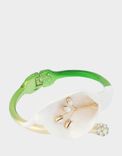 CALLA LILY BYPASS BANGLE BRACELET GREEN - JEWELRY - Betsey Johnson