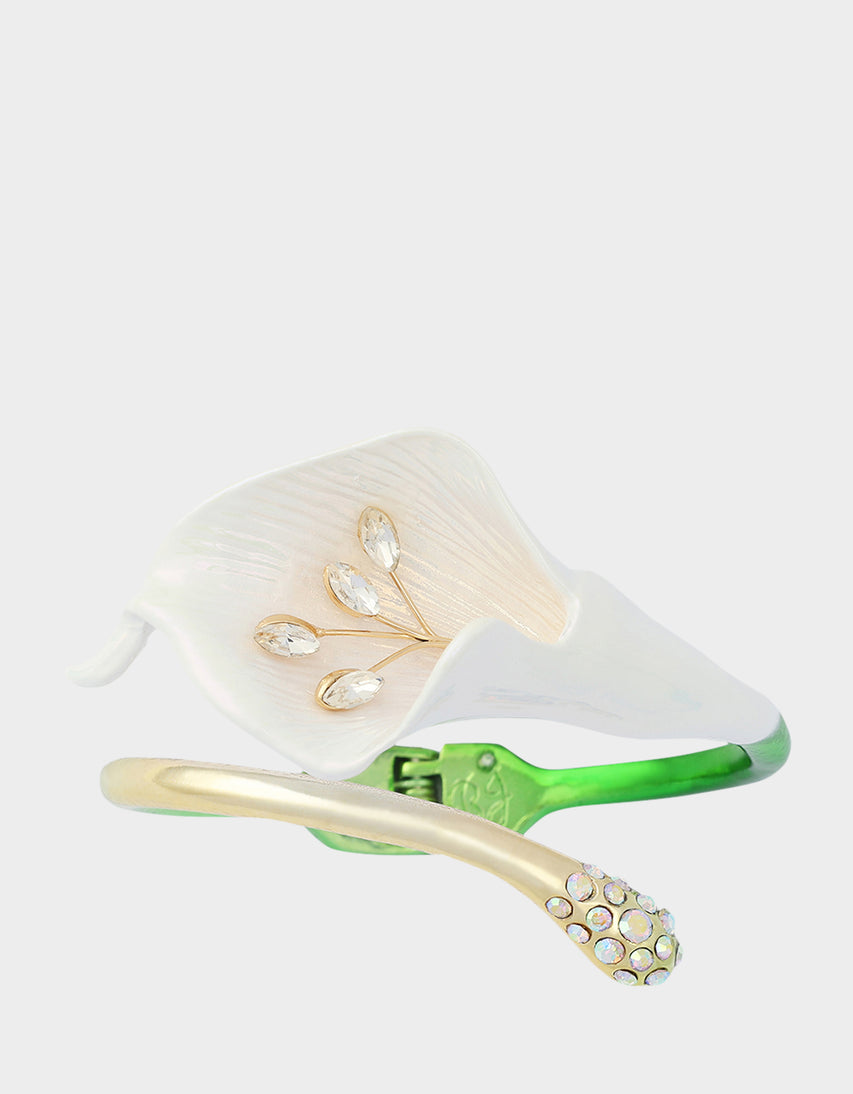 CALLA LILY BYPASS BANGLE BRACELET GREEN - JEWELRY - Betsey Johnson