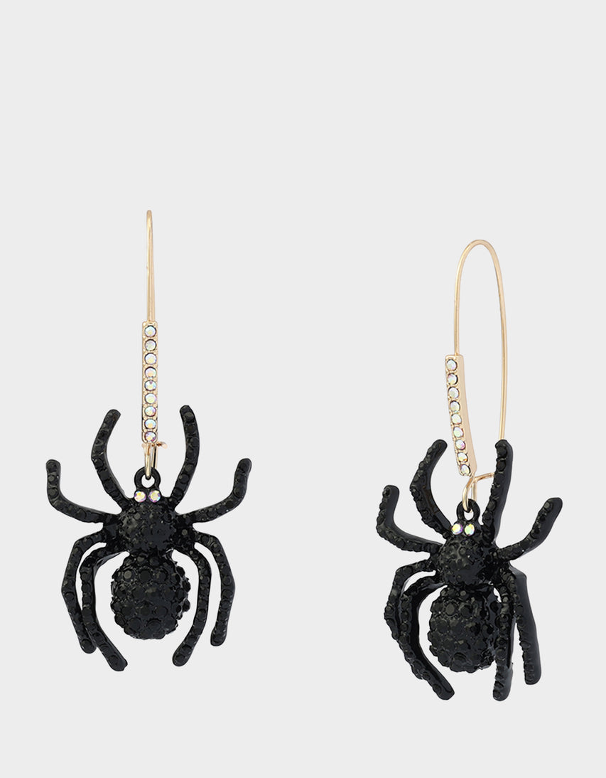 SPIDER SHEPHERD HOOK EARRING BLACK