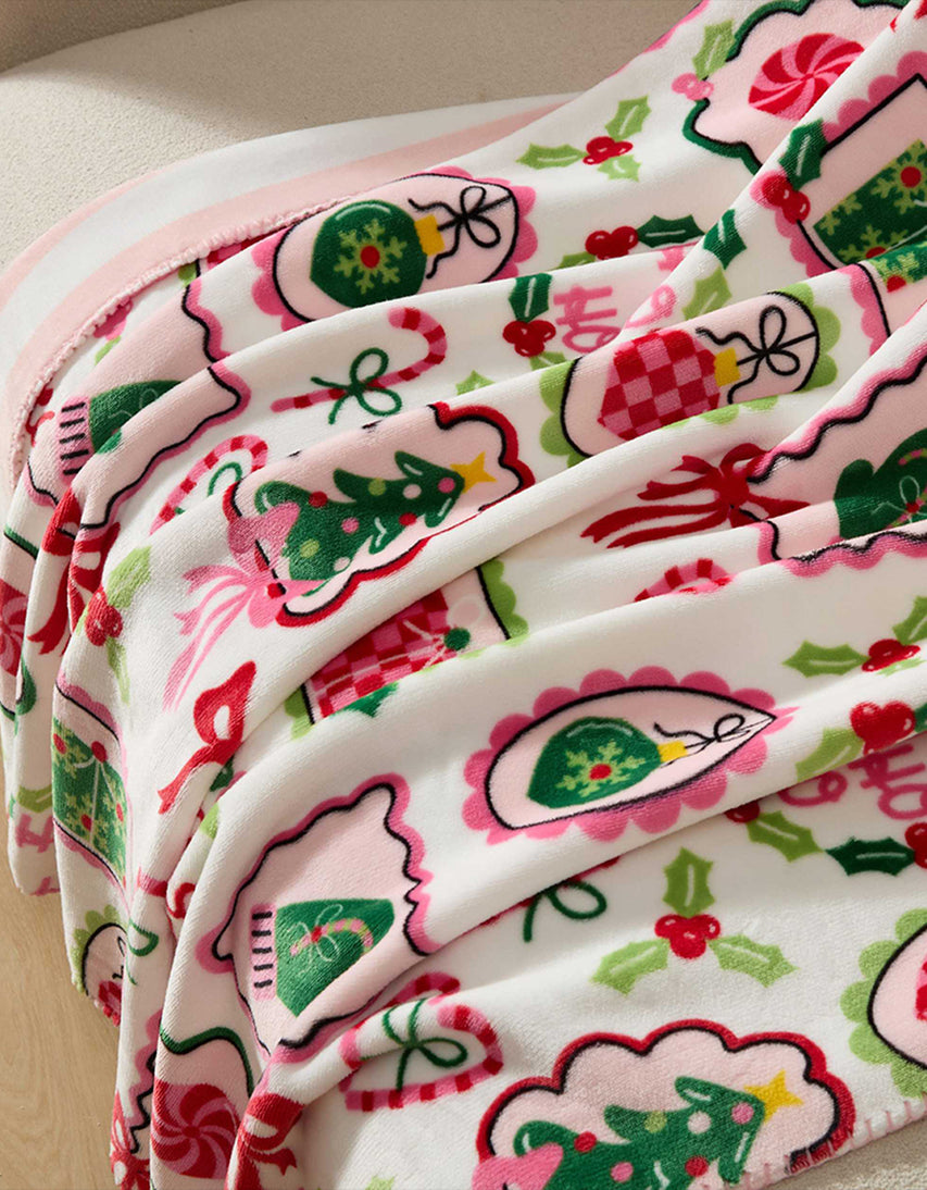 HOLIDAY GALLERY 50" X 70" THROW BLANKET PINK - ACCESSORIES - Betsey Johnson