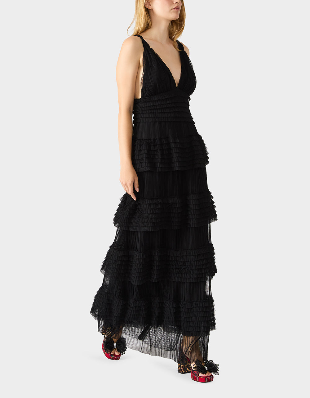black maxi tulle dress Women's Tiered Gown in | Size Small Talia strikes a balance Earthy Tone Dresses to occasion-Easter occasion-Graduation occasion-Racewear MATERIAL:100% SI
