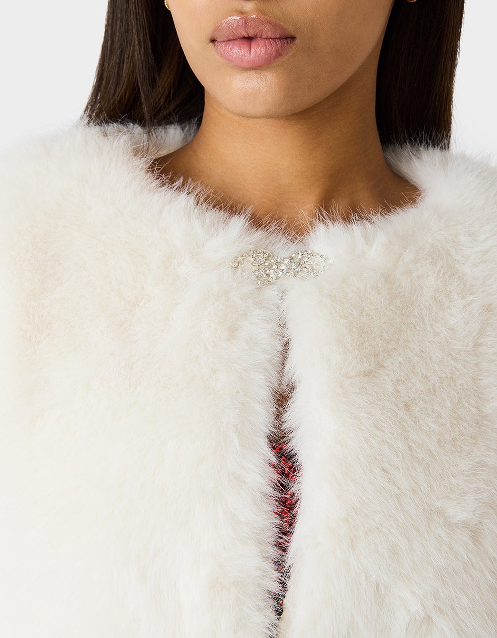 CHAMPAGNE LUXE FAUX FUR JACKET CREAM - APPAREL - Betsey Johnson - view 6