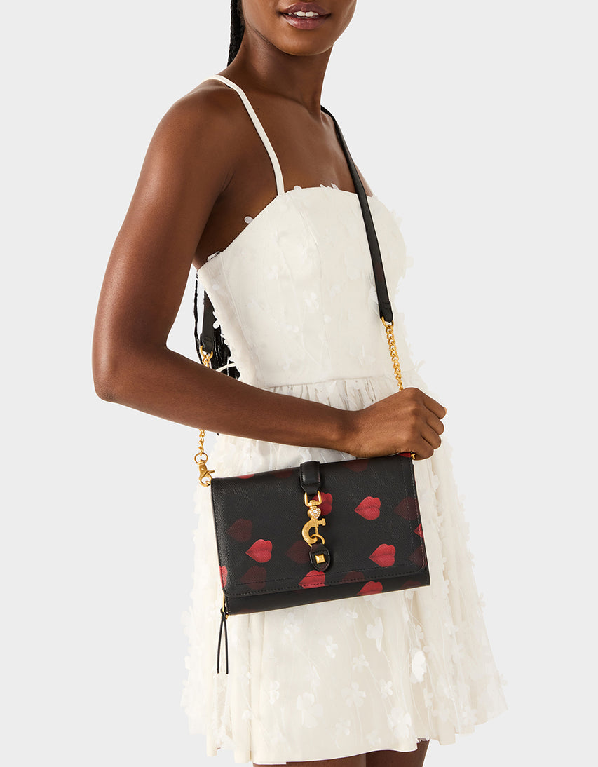 KISSES WALLET ON CHAIN BLACK/MULTI - HANDBAGS - Betsey Johnson