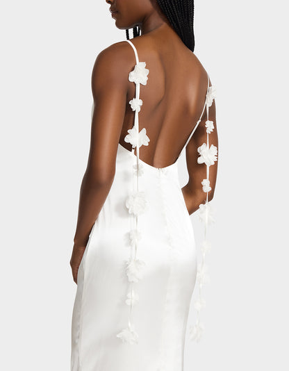 THREAD OF ROSES DRESS WHITE - APPAREL - Betsey Johnson