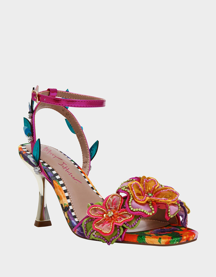 ANNALEE FLORAL MULTI - SHOES - Betsey Johnson