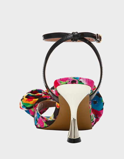 ARDEN BLACK MULTI FLORAL - SHOES - Betsey Johnson