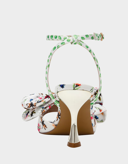 ARDEN WHITE MULTI - SHOES - Betsey Johnson