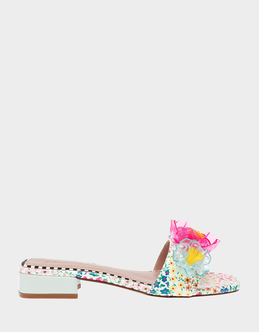 BRICE WHITE MULTI - SHOES - Betsey Johnson