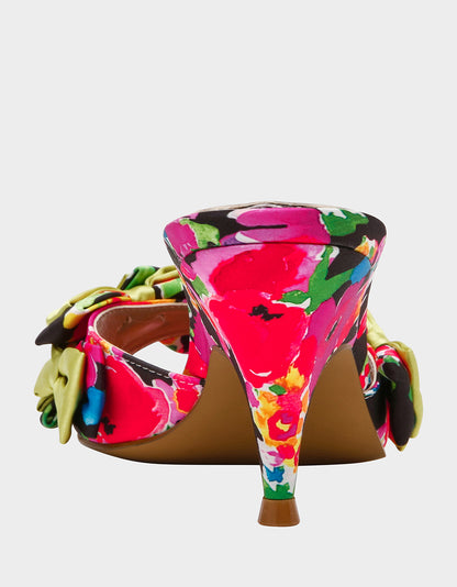 CELESTE BLACK MULTI FLORAL - SHOES - Betsey Johnson