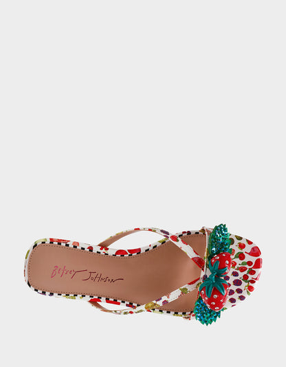 GARRIK WHITE MULTI - SHOES - Betsey Johnson