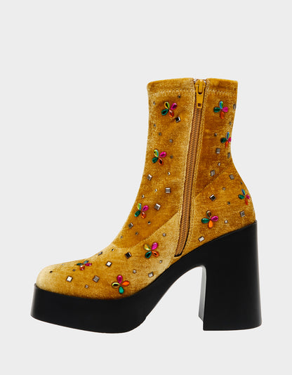 HARRIET YELLOW - SHOES - Betsey Johnson