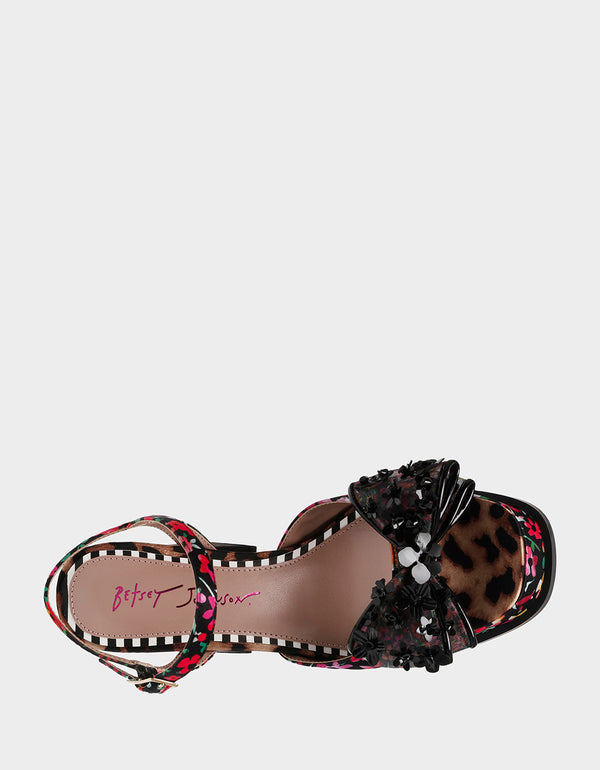 LILIE BLACK DITSY FLORAL - SHOES - Betsey Johnson