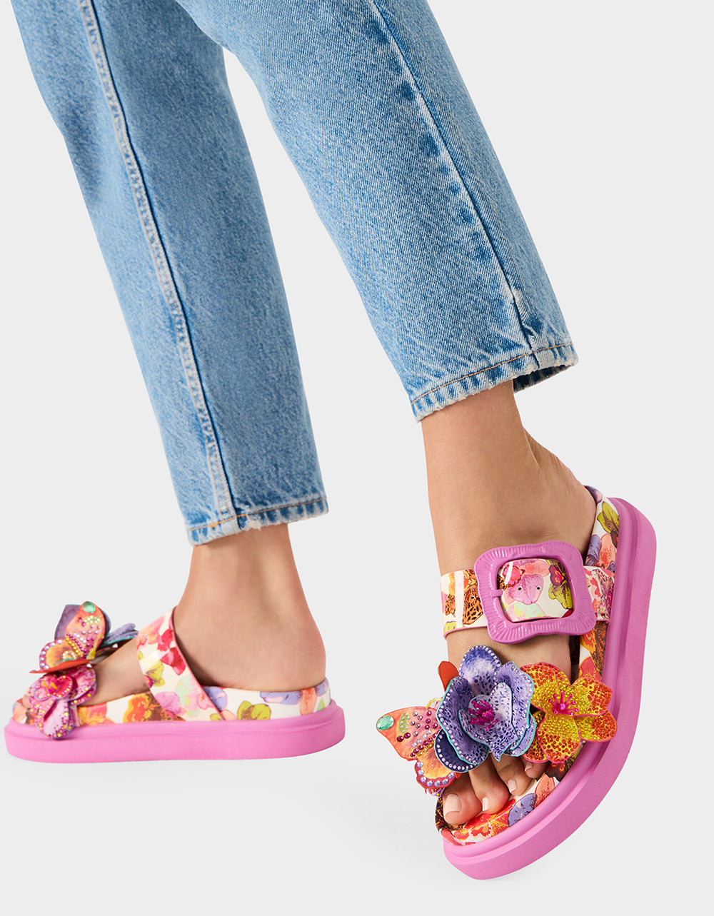 LORAYNE WHITE MULTI - SHOES - Betsey Johnson