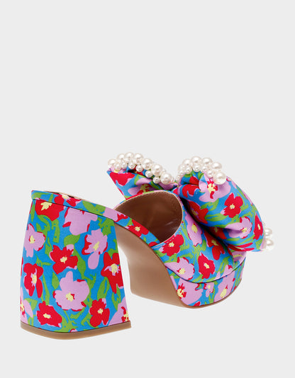 MACCIE BLUE MULTI - SHOES - Betsey Johnson