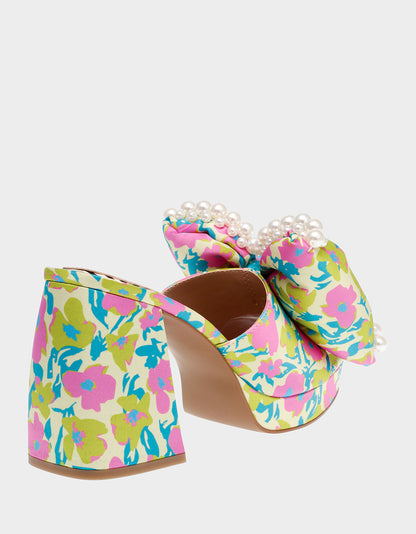 MACCIE YELLOW MULTI - SHOES - Betsey Johnson