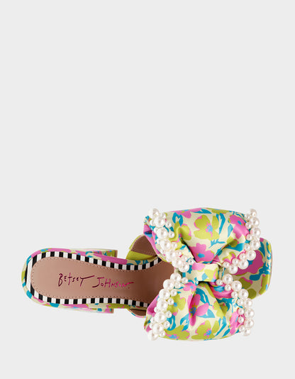 MACCIE YELLOW MULTI - SHOES - Betsey Johnson