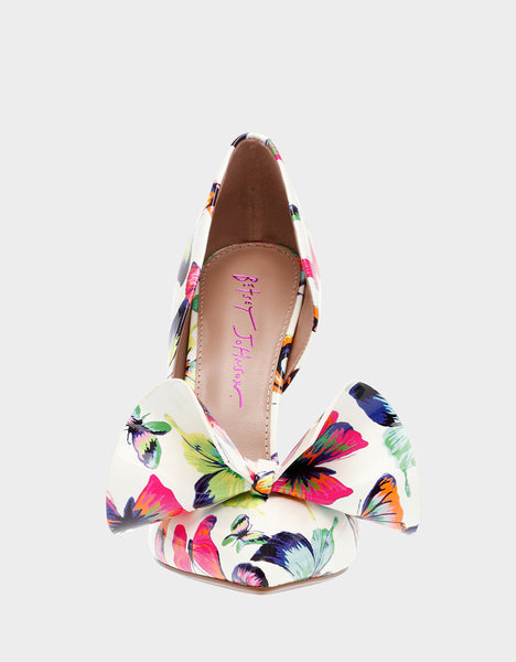 NOBBLE-P WHITE BUTTERFLY - SHOES - Betsey Johnson