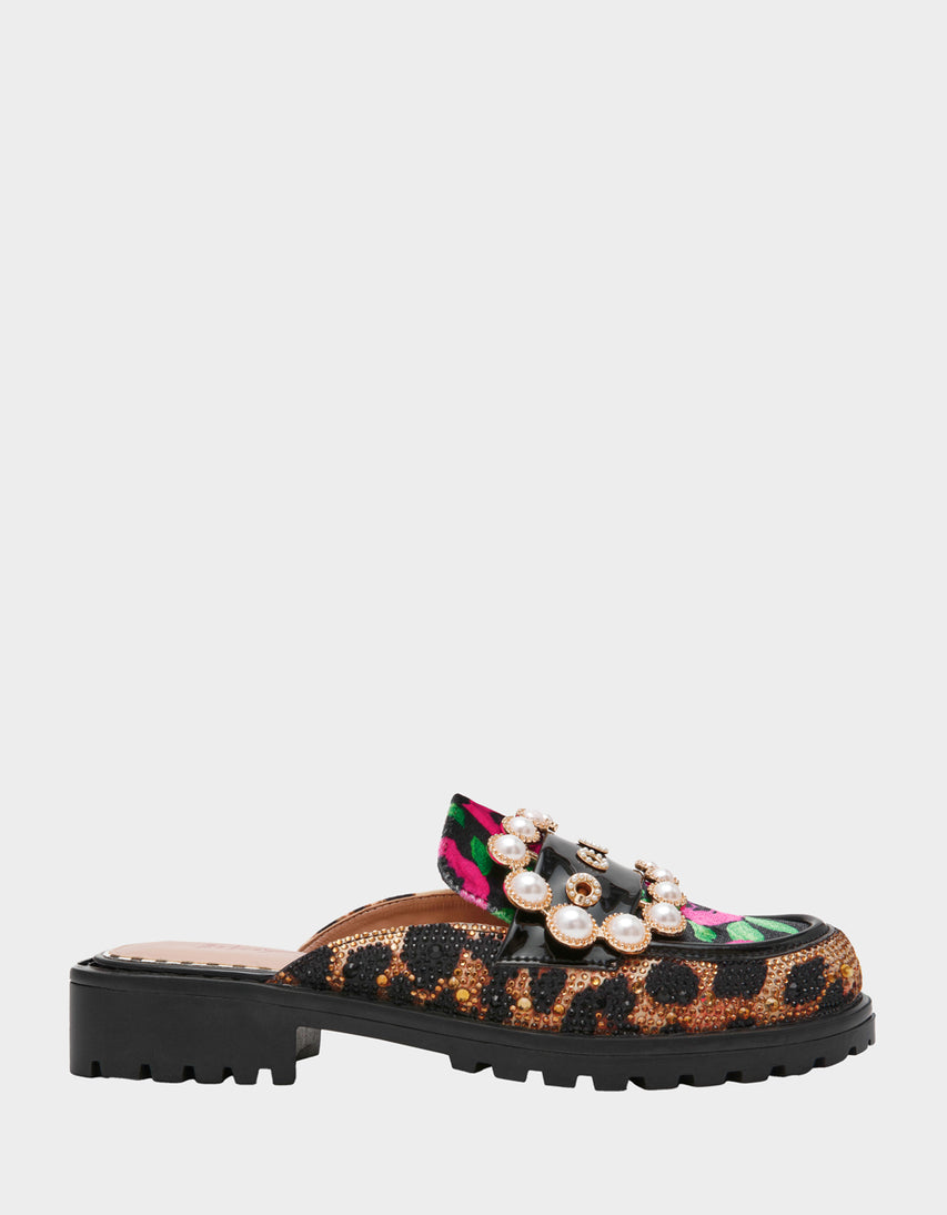BARTON PINK/GREEN MULTI - SHOES - Betsey Johnson