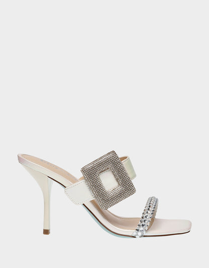 ANNY IVORY - SHOES - Betsey Johnson