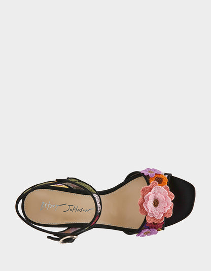 BLARE BLACK FLORAL - SHOES - Betsey Johnson