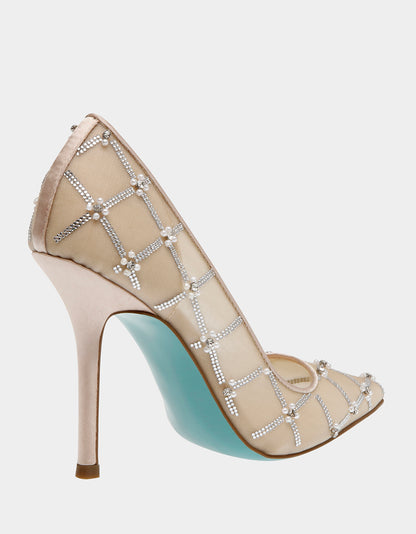 CRUZE NUDE - SHOES - Betsey Johnson