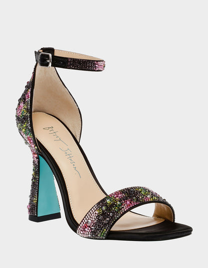 DANI BLACK/PINK FLORAL - SHOES - Betsey Johnson