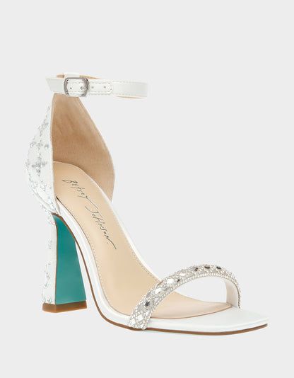 DEAN IVORY - SHOES - Betsey Johnson