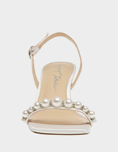 DELTA IVORY - SHOES - Betsey Johnson