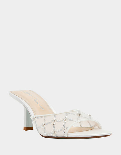 EMM IVORY - SHOES - Betsey Johnson