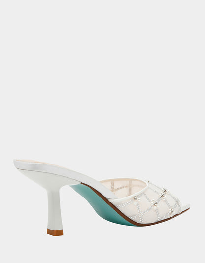 EMM IVORY - SHOES - Betsey Johnson