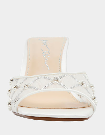 EMM IVORY - SHOES - Betsey Johnson