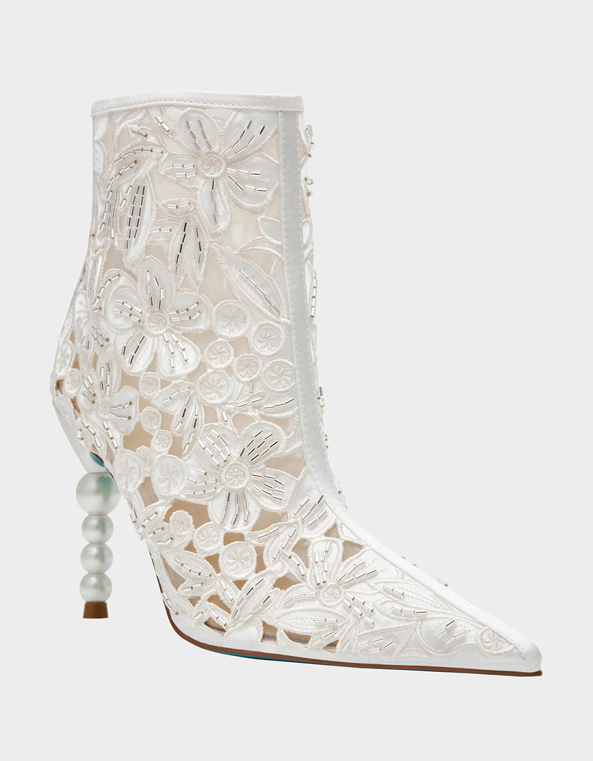 JACK IVORY - SHOES - Betsey Johnson