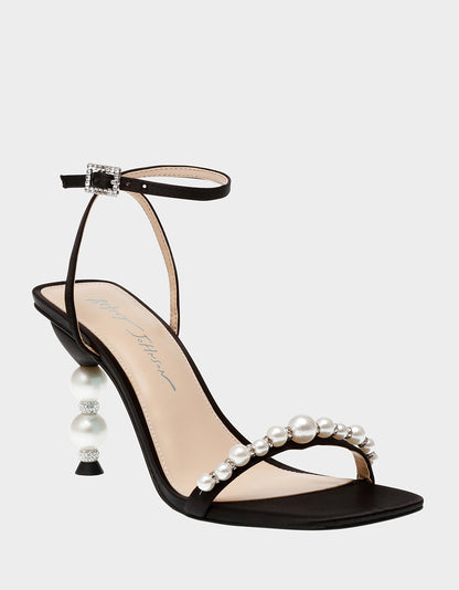 JACY BLACK - SHOES - Betsey Johnson