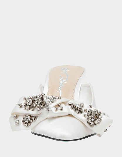 KENA IVORY - SHOES - Betsey Johnson