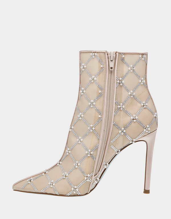 LARKK NUDE - SHOES - Betsey Johnson