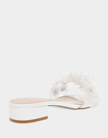 LIAM IVORY - SHOES - Betsey Johnson