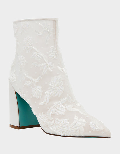 MERRI IVORY - SHOES - Betsey Johnson