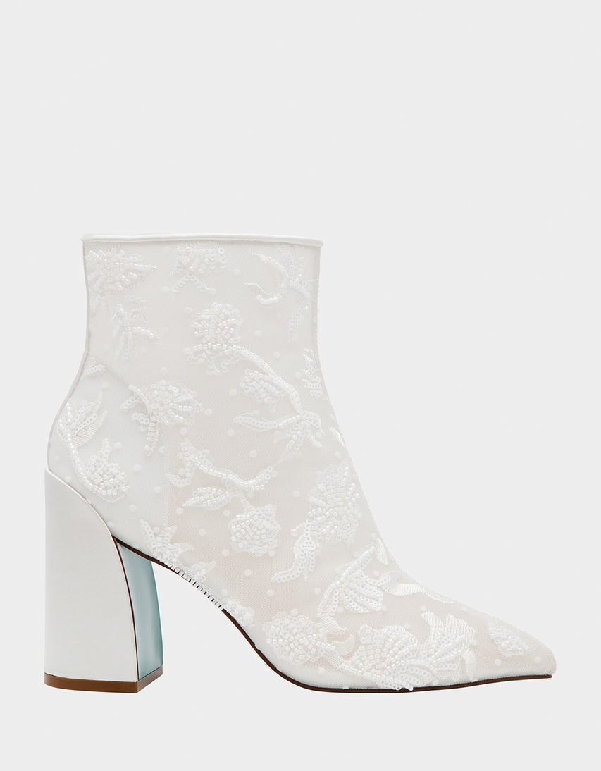 MERRI IVORY - SHOES - Betsey Johnson