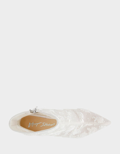 MERRI IVORY - SHOES - Betsey Johnson