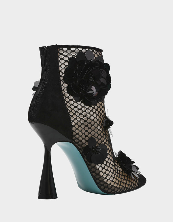 NAVEY BLACK - SHOES - Betsey Johnson