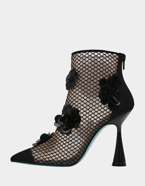 NAVEY BLACK - SHOES - Betsey Johnson