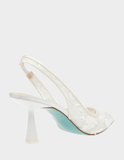 NIKKI IVORY - SHOES - Betsey Johnson