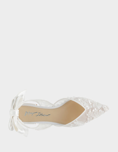 ROREY IVORY - SHOES - Betsey Johnson