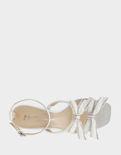 SAMMY IVORY - SHOES - Betsey Johnson