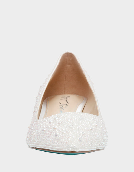 SCOUT PEARL - SHOES - Betsey Johnson