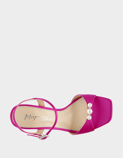 STORY FUCHSIA - SHOES - Betsey Johnson