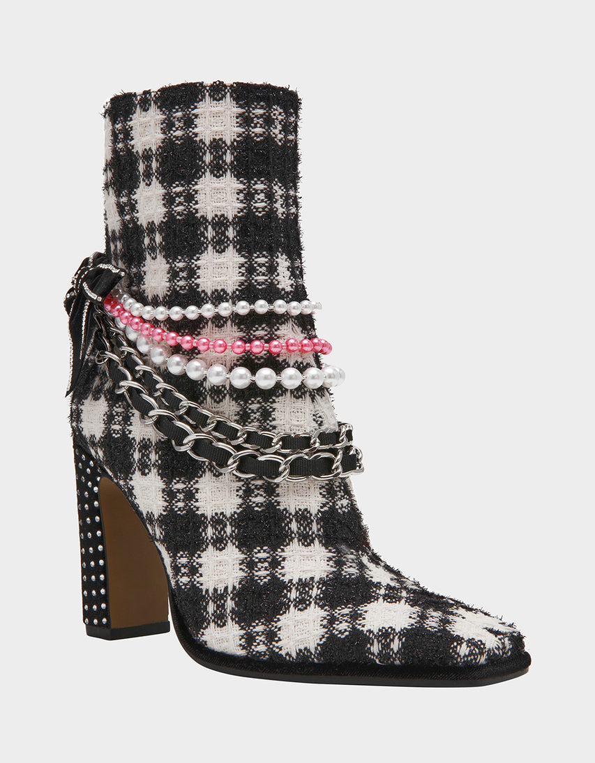 SKYLAR BLACK MULTI - SHOES - Betsey Johnson